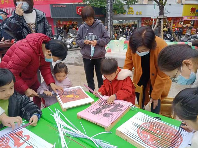 泉州书法家助力永春桃城“福文化”主题“三下乡”